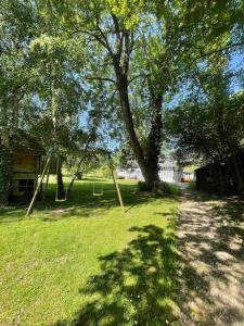 Maisons de vacances Au bruit de l-Yeres Maison de charme - Bain nordique - Riviere - Chevaux : photos des chambres