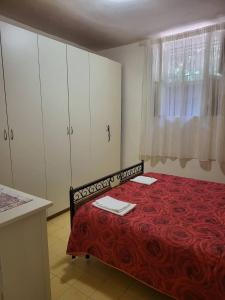 Appartamento seminterrato Serapo 50 mt dal Mare