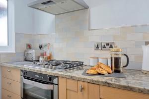 Finest Retreats - Shoe Buttons Cottage at Gap Road