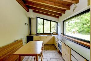 Loft panoramico a Tignale con giardino e parcheggio
