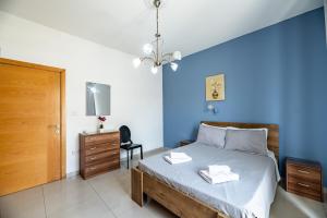 Vista 86 - Sea Blue Mist - Central Apartment 6