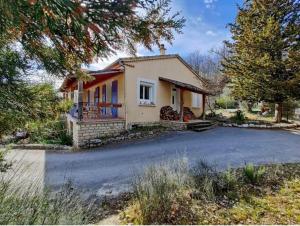 Maisons de vacances Maison 8 couchages avec piscine : photos des chambres