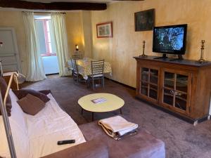 Charmant appartement dans maison de village