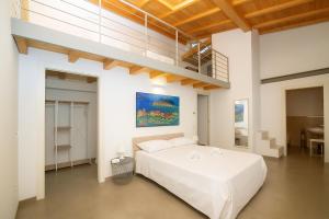 LAKEFRONT HOME RESIDENZA IL GALLO IN RIVA AL LAGo