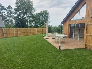 Maisons de vacances Le Cottage des Forges : Maison 2 Chambres