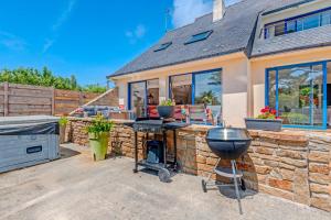 Maisons de vacances Maison avec spa a 700m de la plage : photos des chambres