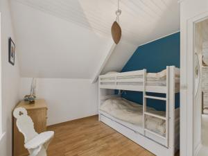 Maisons de vacances Maison bretonne pour 4 adultes et 3 enfants : photos des chambres