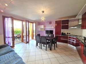 Michy House-by Goccia di Lago