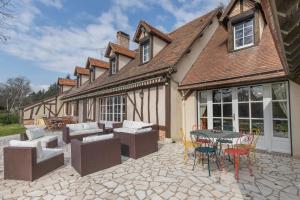 B&B / Chambres d'hotes Chambre Cheverny - piscine interieure - jacuzzi : photos des chambres