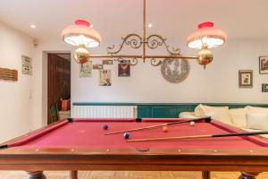 B&B / Chambres d'hotes Chambre Cheverny - piscine interieure - jacuzzi : photos des chambres