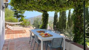 La Lomilla Cómpeta by Ruralidays