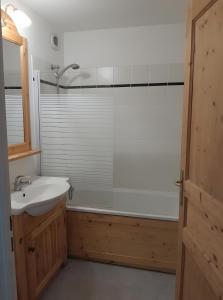 Appartements T5 Duplex Saint-jean-d-arves : photos des chambres