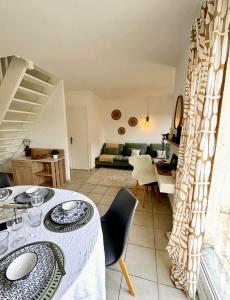 Maisons de vacances Ty Breizh Arvor - proche de la plage : Maison 2 Chambres