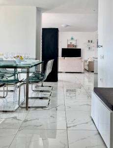 Orange sea view Penthouse