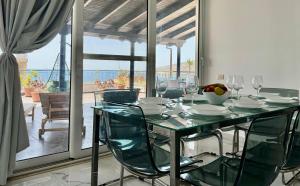 Orange sea view Penthouse