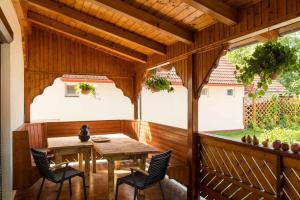 Apartment in Balatonkeresztur 48113