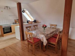Beautiful Apartment in Robertsdorf with Garden