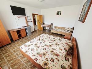 Casa Dobrescu cata si miha