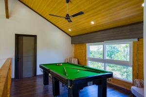 Luxury 4BHK with Garden Pool and Entertainment Space