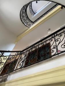 Elegante Altbauwohnung alles NEU!!