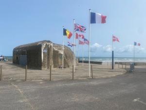 Maisons de vacances Grande Maison familiale 50m de la plage - Le nid d-Asnelles : photos des chambres