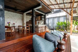 Sebelas Apartments by EVDEkimi - The Residence with Authentic Cafe in Ubud Center - New Years Offer