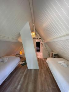 LA SELLERIE Charmante maison de campagne au milieu dune ile