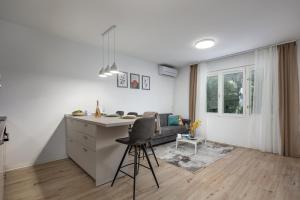 City Apartment Nurli near beach - Happy Rentals