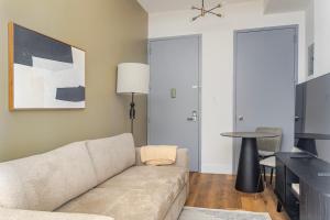 Blueground Midtown West wd nr Broadway NYC-1863 - Apartments, New York