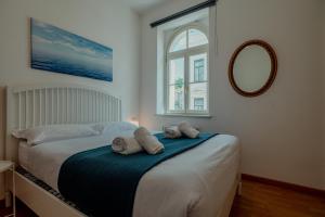 The Queens Bridge x4 Piazza Unità 2