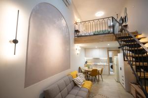 Vayas Residences - Agora