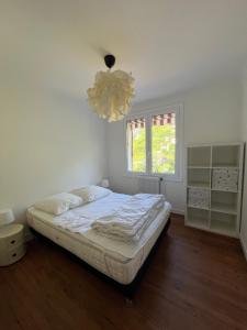 La Caussade - Charmant appartement dans villa Basque avec extérieur - Colline de Bordagain