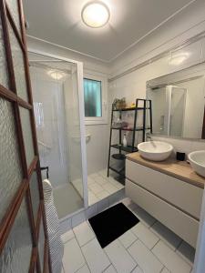 La Caussade - Charmant appartement dans villa Basque avec extérieur - Colline de Bordagain