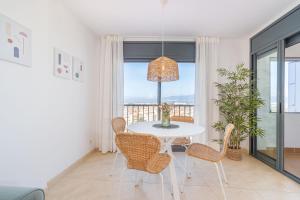 Milenial Immo Panoramic views Empuriabrava with pool