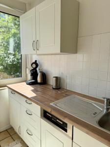 Spacious 3-Bed Apartment WiFi, Netflix, Self Check-in