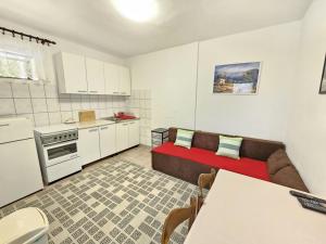 MILAN NV 2 - Apartment for 2-3 persons with terrace and parking