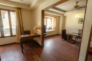 The Sky Imperial, Udaipur