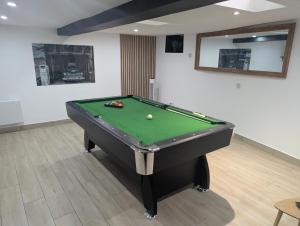 Appartements La Piscine - Villa Valmy - Hypercentre - Gare SNCF : photos des chambres