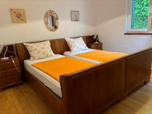 3 bedroom Apartment on the sea with garden