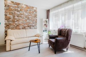 Charming Downtown Studio - Happy Rentals