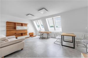 Stylish 3-Room Flat City Views