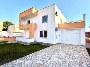 Donji Stoj Rene Villa