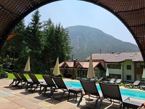 Gästehaus Almrausch, Ferienanlage mit Pool