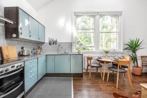 Two bedroom loft in central Bristol
