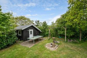 Lovely Holiday Home With Modern Facilities And Fenced Grounds