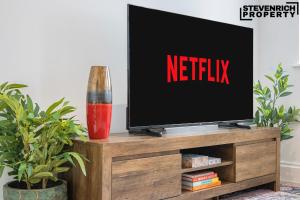 Long Stays, Contractors & Re-locators, Central Brighton Luxury Flat for Groups, Sleeps 6