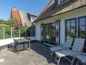 Villa in Callantsoog near the Beach