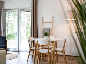 Apartment by the Sea, Pet-Friendly Retreat