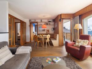 Apartment La Toura by Interhome