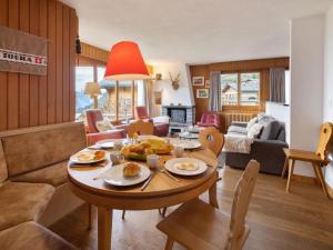 Apartment La Toura by Interhome